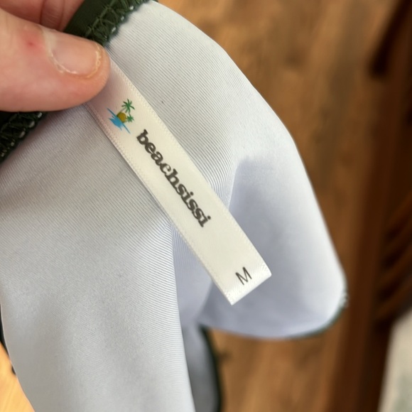 Olive green tankini set ruched sides light compression fully lined w/ soft cups - Picture 8 of 9